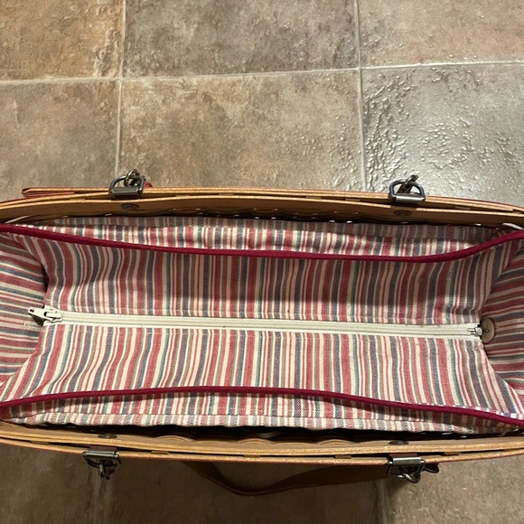 Longaberger 2004 Mother’s Day Weekend Tote - Picture 10 of 11